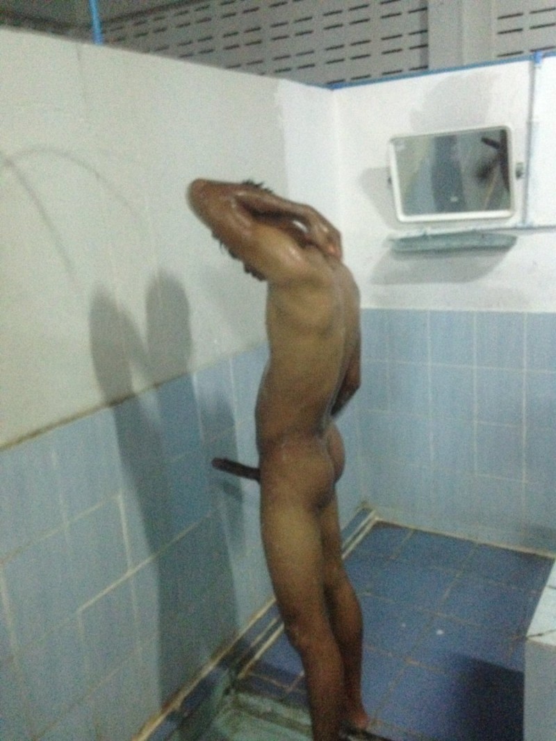 erection in the shower - 5a42b23f52e31.jpg.