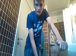 camboy teen porn cums in shower