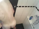 Teen wanking in the bathroom