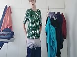 Teen wanking in the changing room