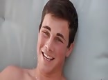 Cute twinks porn is not shy on camera 