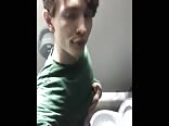 GAY PORN RISKY! JERKING OFF IN PUBLIC TOILET (23cm)