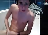 Teen bathtub jerker gay porn